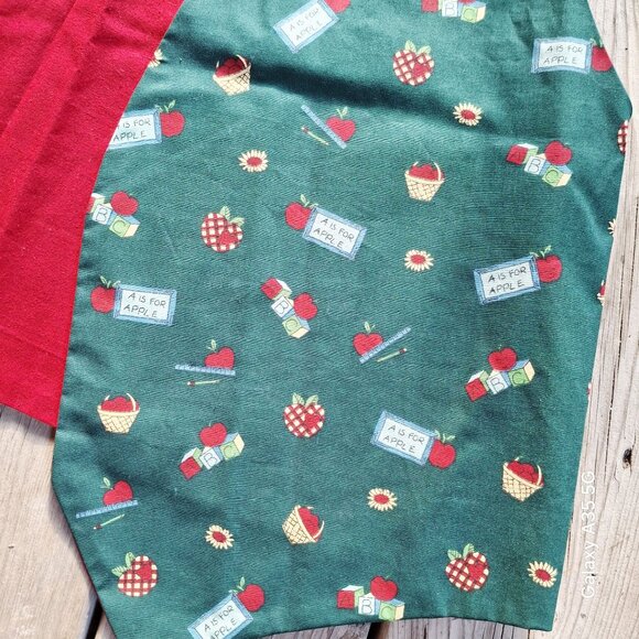 Vintage Green Vest With Apple Print & Red Lining Teacher Elementary Academia - Picture 3 of 3